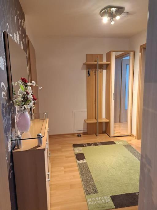 Schoene 2 Zimmer Wohnung Fürth Exterior foto
